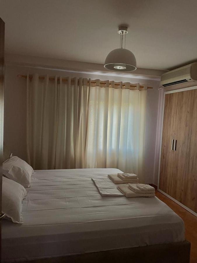 Apartment In Skanderbeg Square - Tirana Center 1 Extérieur photo